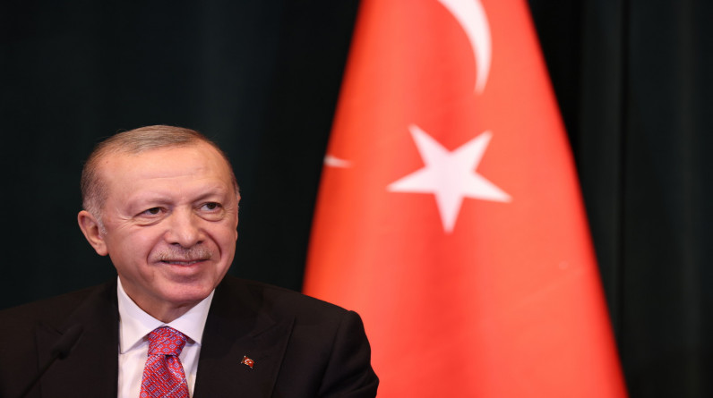 الرئيس أردوغان يكشف عن خطة تجاوز أزمة غلاء الأسعار في تركيا
