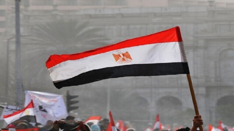 ناشطون مصريون يطالبون بإجراءات لبناء الثقة من النظام