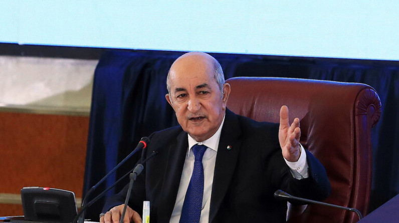 الرئيس الجزائري يوضح الهدف من مبادرة "لم الشمل"