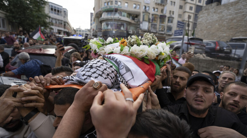 روسيا تدعم المطالب الفلسطينية بإجراء تحقيق شامل في مقتل شيرين أبو عاقلة