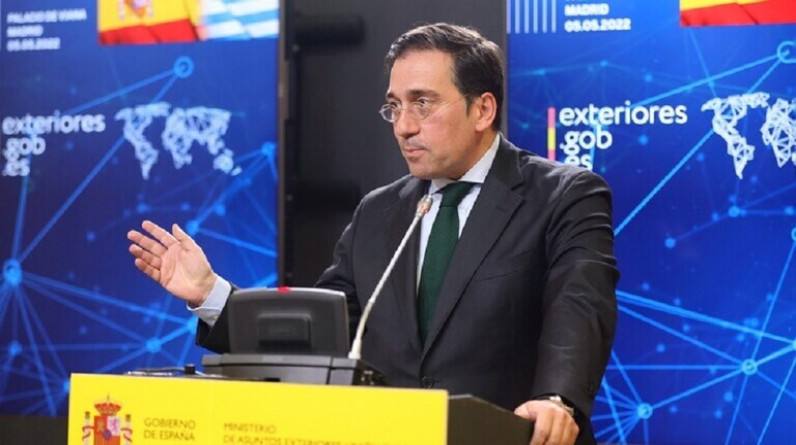 وزير الخارجية الإسباني يحمل إلى بروكسل ملف الأزمة مع الجزائر