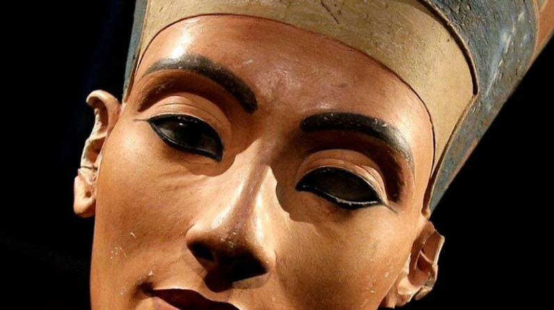 طلب إحاطة حول اتهام "اللوفر" بتهريب آثار مصرية
