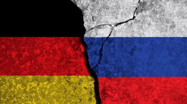 السفارة الألمانية في روسيا تستأنف إصدار التأشيرات للمواطنين الروس