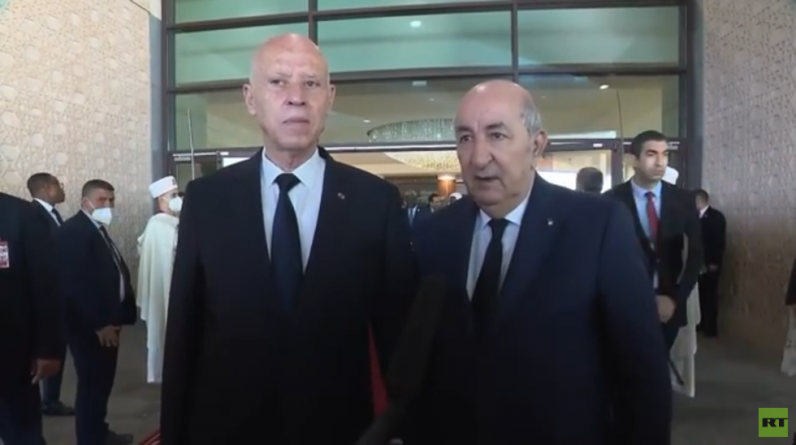 الرئيس الجزائري يعلن عن فتح الحدود البرية مع تونس