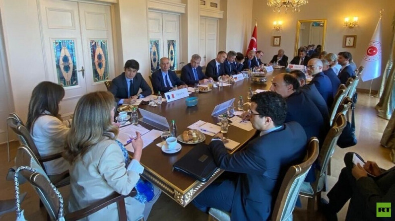 ستيفاني وليامز تناقش في اجتماع باسطنبول التطورات الليبية