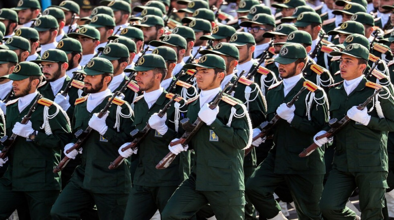 تقرير أمريكي يؤكد تخلي إيران عن طلب رفع الحرس الثوري من قائمة الإرهاب.. وطهران تنفي!
