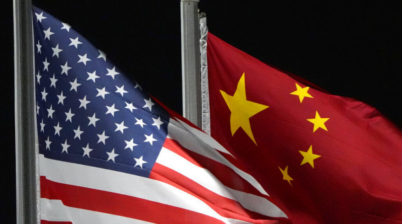 البيت الأبيض يدين تعليق الصين لتعاونها في مجال مكافحة المخدرات