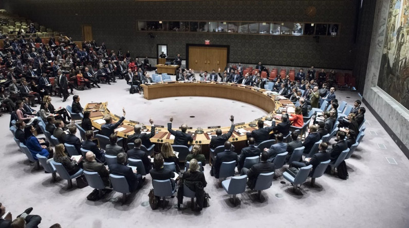 روسيا تدعو لاجتماع مجلس الأمن بشأن الضربات الأمريكية بالعراق وسوريا