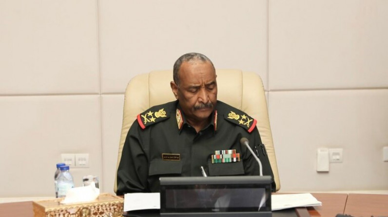 السودان.. البرهان يشكّل لجنة لاختيار رئيس الوزراء