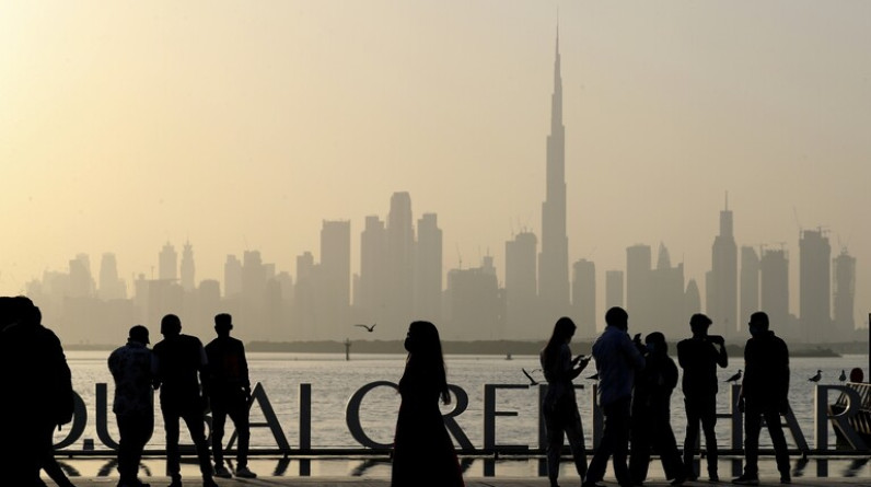 الإمارات تحظر أكياس التسوق البلاستيكية اعتبارا من 2024