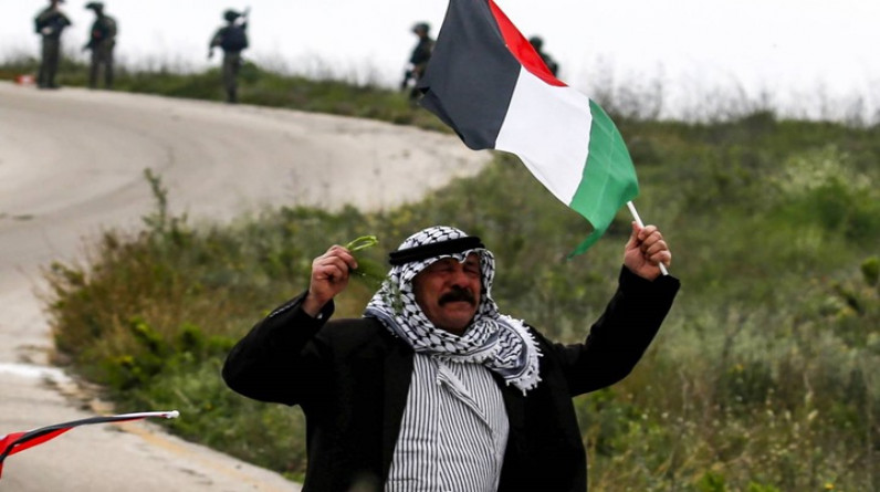 صحيفة : هذا ما تحضره الفصائل الفلسطينية في ذكرى يوم الأرض على حدود غزة