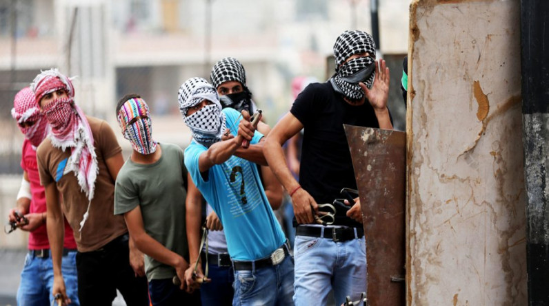 وثيقة إسرائيلية تحذر من تفجر الأوضاع بفلسطين.. وحماس تلوح بانتفاضة