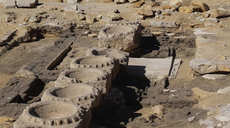 اكتشاف بقايا مبنى لأحد "معابد الشمس" المفقودة في مصر