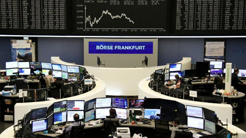 أسواق الأسهم الأوروبية تتراجع بسبب العقوبات على روسيا