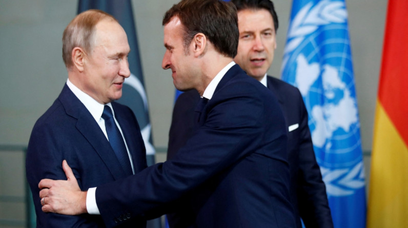 تحركات دبلوماسية كثيفة لخفض توتر الأزمة بين روسيا وأوكرانيا