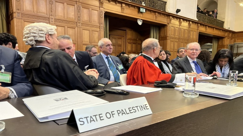 ما هي قضية محكمة العدل الدولية المتعلقة باحتلال إسرائيل للأراضي الفلسطينية؟