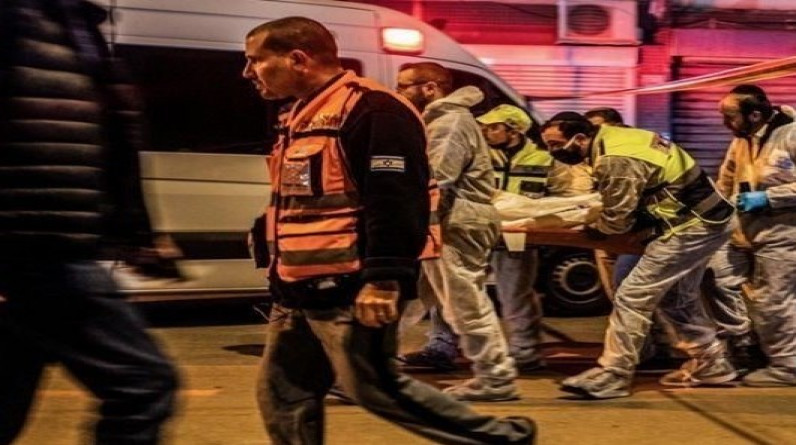 مصرع 3 مستوطنين وإصابة آخرين في عملية طعن قرب “تل أبيب"