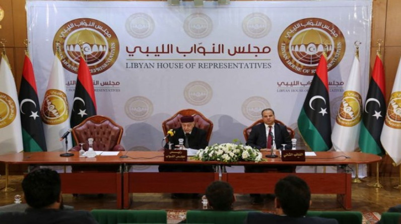 البرلمان الليبي يقر مقترح خارطة الطريق ويعلن أسماء مرشحين لرئاسة الحكومة