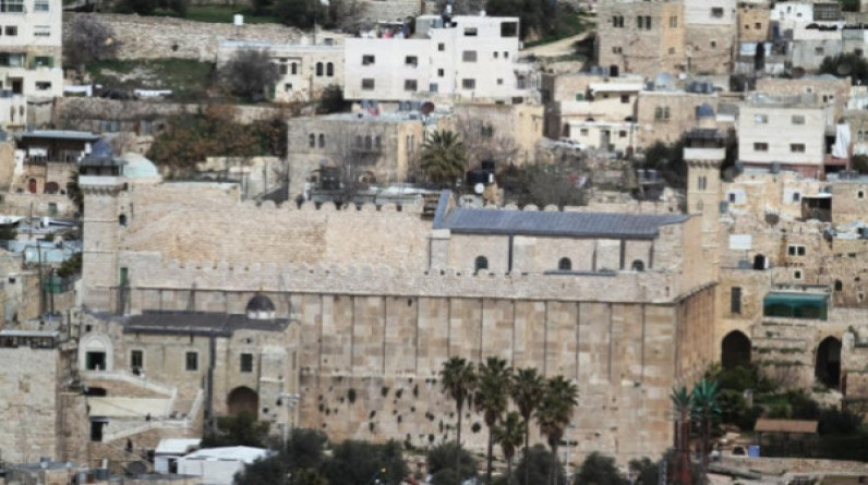بعد هدم الدرج الأثري.. ماذا يخطط الاحتلال الإسرائيلي في الحرم الإبراهيمي بالخليل؟