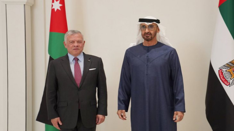 رئيس الإمارات وملك الأردن يبحثان المستجدات الإقليمية