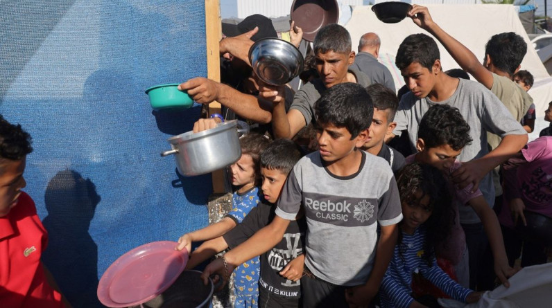 برنامج الغذاء العالمي يعلن وقف المساعدات الغذائية لشمال غزة مؤقتا