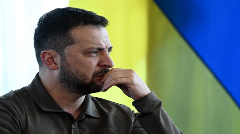 أوكرانيا تعتقل "عميلة لروسيا خططت" للهجوم على زيلينسكي
