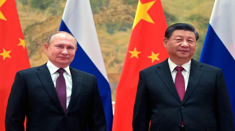 الجارديان: لهذه الأسباب شاركت الصين بقمة السلام الأوكرانية في السعودية