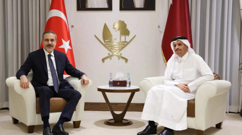 وزير خارجية تركيا يناقش مع نظيره القطري تطورات الوضع في غزة