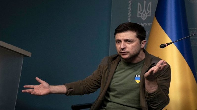 جلال نشوان يكتب: صمت دهراً ونطق كفراً .."كرزاي أوكرانيا"