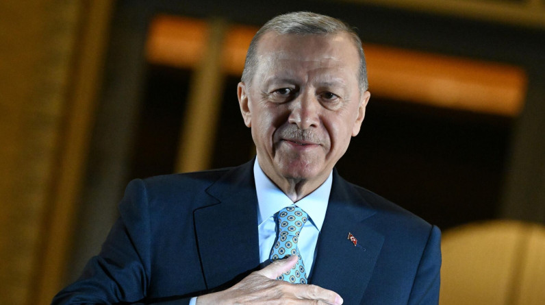 أردوغان: مهاجمة المقدسات ليست حرية تفكير بل همجية وإرهاب
