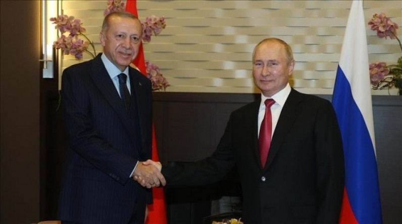 أردوغان يجدد عرضا باستضافة قمة إنهاء حرب بين بوتين وزيلينسكي