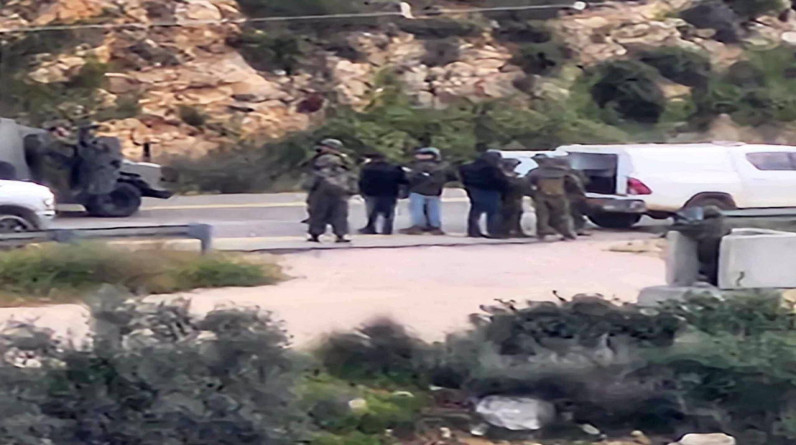 عملية فدائية في رام الله.. إصابة 7 إسرائيليين واستشهاد المنفذ بعد 4 ساعات اشتباك