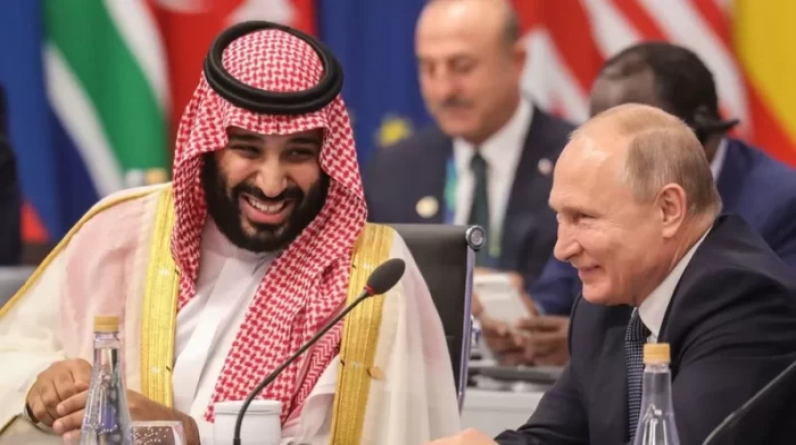 الجارديان: مخاوف غربية من التقارب بين روسيا والسعودية
