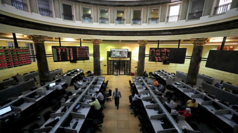 بورصة مصر تسجل خسارة أسبوعية 1.6%