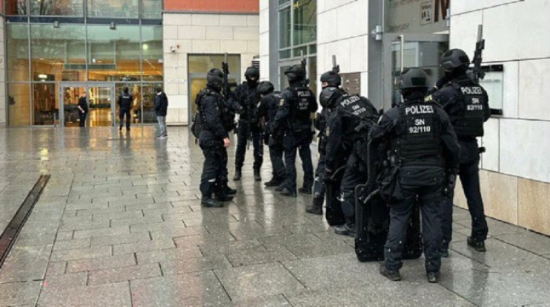 ألمانيا.. الشرطة تعلن انتهاء أزمة احتجاز الرهائن في دريسدن