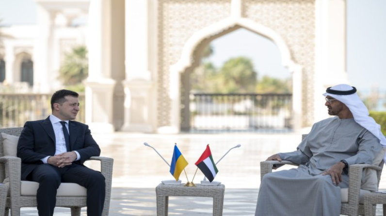 محادثات التجارة الإماراتية الأوكرانية.. هكذا توازن أبوظبي علاقاتها بين روسيا وأمريكا