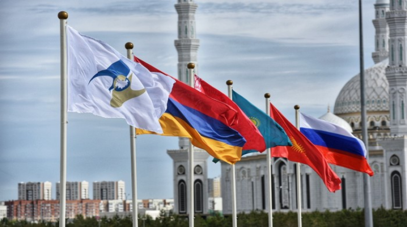 موسكو تكشف عن مفاوضات مع الإمارات ومصر للتجارة الحرة مع الاتحاد الأوراسي