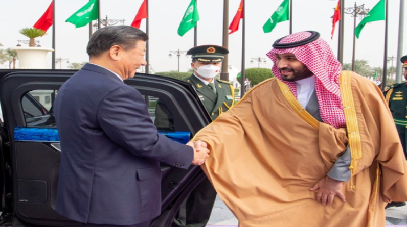 أتلانتك كاونسل: الرئيس الصيني في السعودية.. الأمر أكبر من إثارة انتباه أمريكا