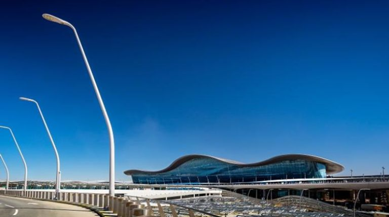 أيقونة فريدة في الإمارات.. العالم يترقب افتتاح مطار أبوظبي الجديد