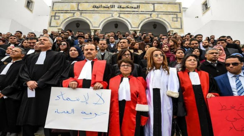 هيومن رايتس تطالب سعيد بالتوقف عن استهداف القضاة