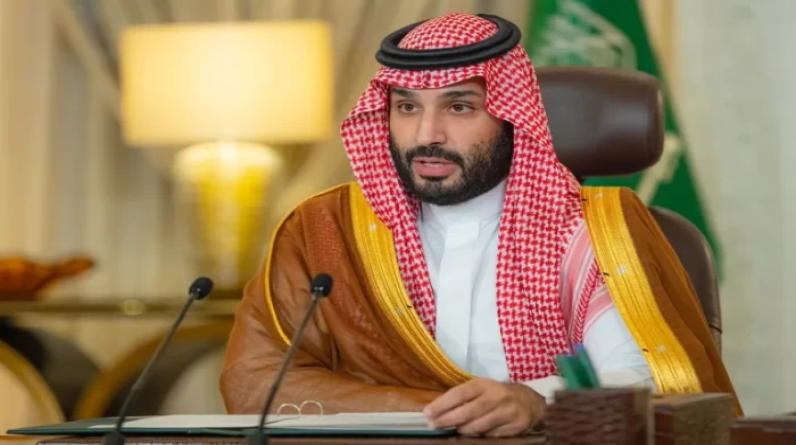 ولي العهد السعودي يهاتف رئيس وزراء العراق ويبحثان تعزيز العلاقات الاقتصادية