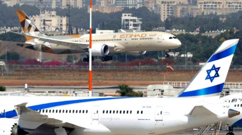 صحيفة عبرية: الطيران بين إسرائيل والامارات والبحرين متوقف منذ أسبوعين