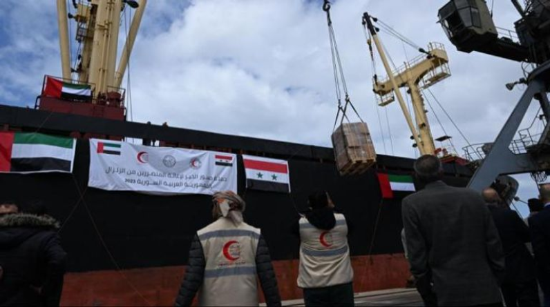 الدعم يتواصل.. سفينة مساعدات إماراتية جديدة تصل إلى ميناء اللاذقية في سوريا