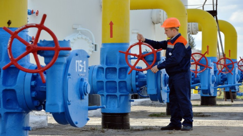 غسيل النفط.. إندبندنت: الإمارات تساعد الاتحاد الأوروبي في استيراد النفط الروسي