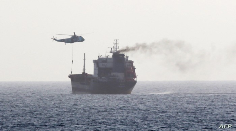 إيران تحتجز ناقلة نفط ترفع علم جزر مارشال في خليج عمان