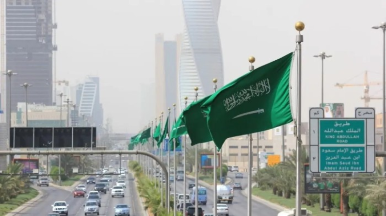 السعودية.. قرارات جديدة بخصوص ضريبة القيمة المضافة على السيارات