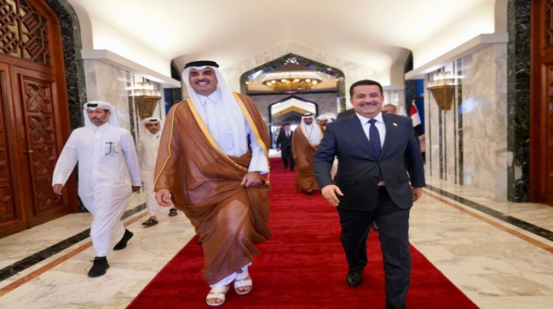 أمير قطر يصل إلى العراق لتعزيز التعاون الثنائي وبحث قضايا المنطقة