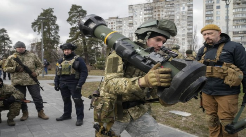 فاينانشال تايمز: أوكرانيا ساحة تجارب فعالة لأسلحة دول الناتو