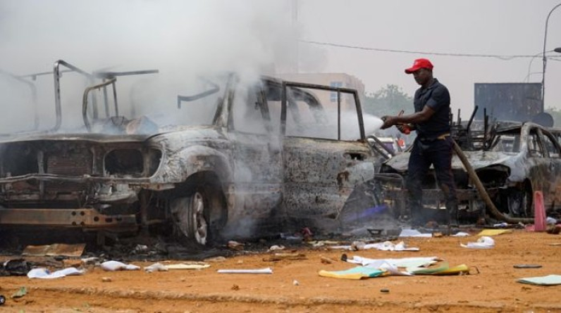 النيجر.. بلينكن يهاتف بازوم والسلم الأفريقي يمهل الانقلابيين ومجلس الأمن يدين