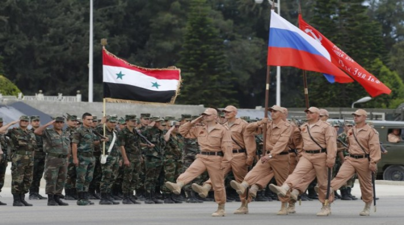 أوكرانيا تستنزفها.. هل يتأثر وجود روسيا العسكري في الشرق الأوسط؟